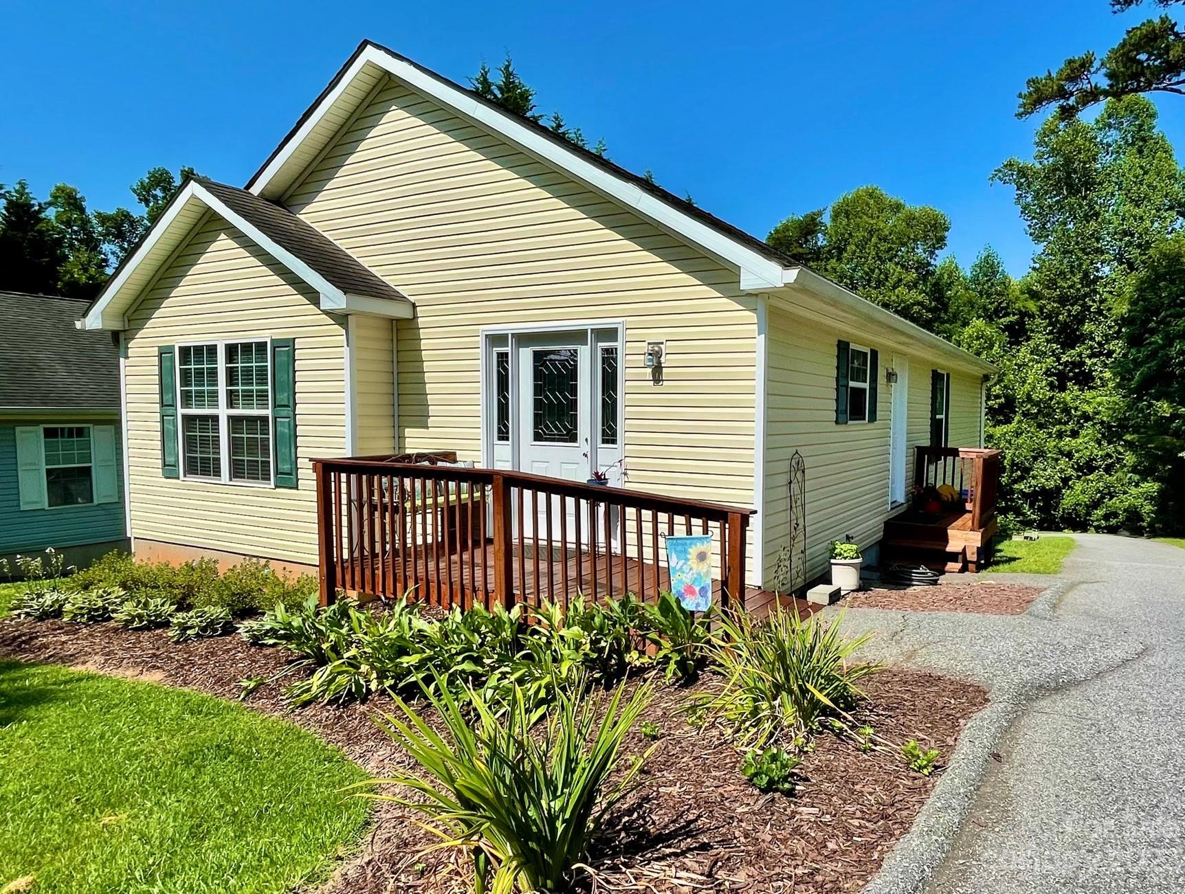60 Deaver Park Circle Asheville NC 28806