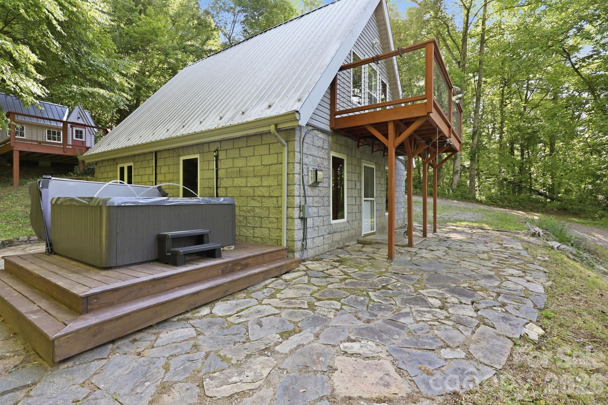 98 Sparkling Springs Road Fairview NC 28730