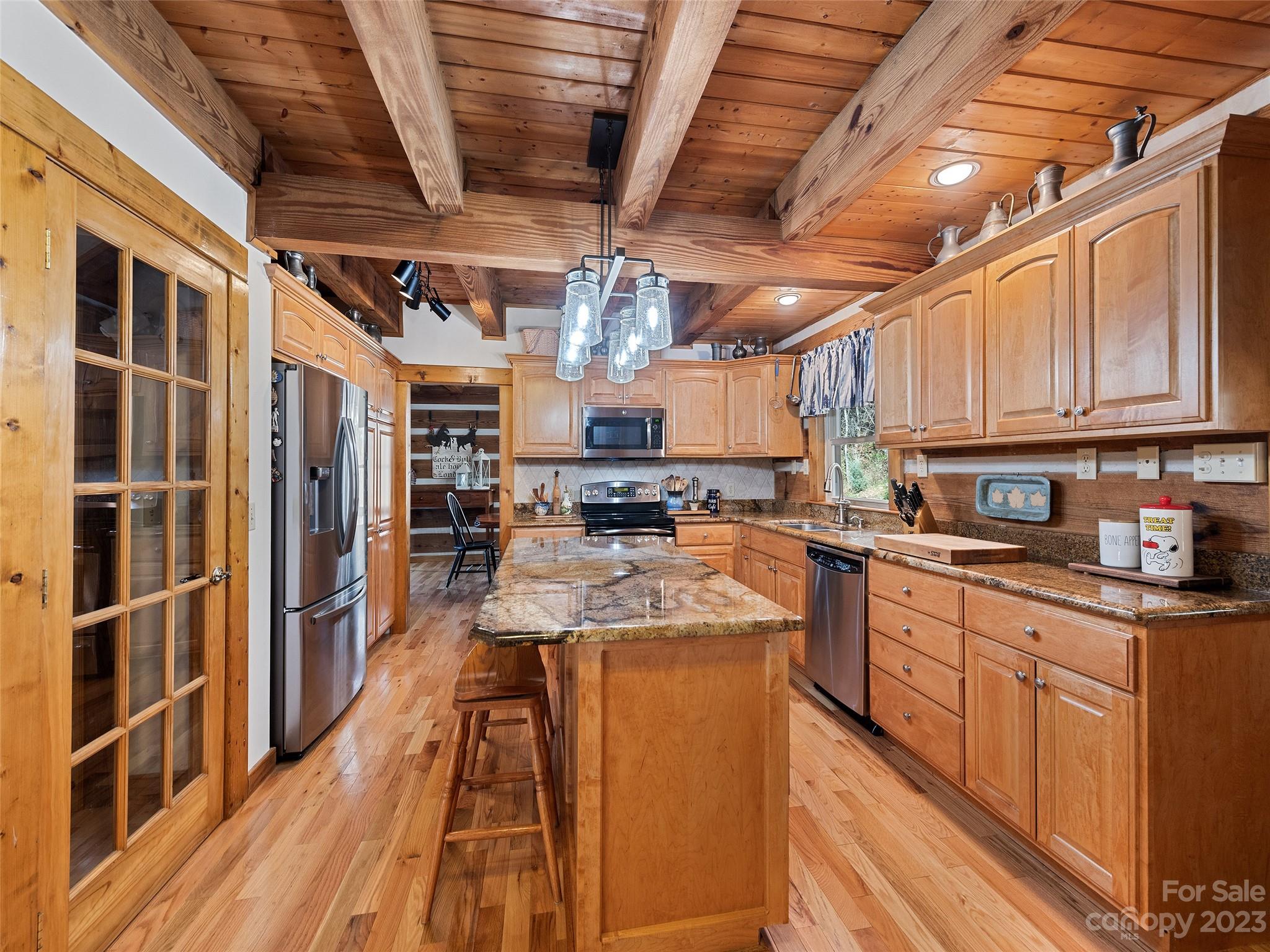 465 Hawk Haven Cove Waynesville NC 28786