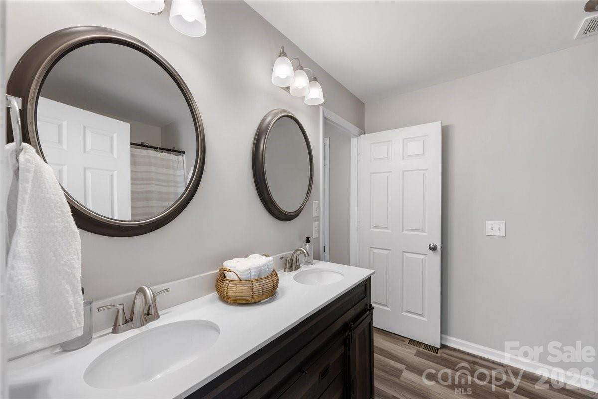 1301 Maple Shade Lane Charlotte NC 28270