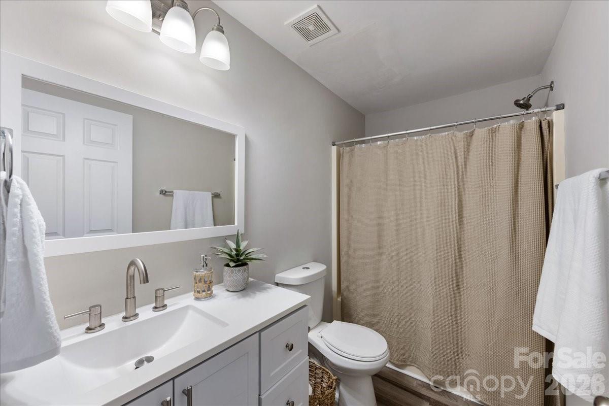 1301 Maple Shade Lane Charlotte NC 28270