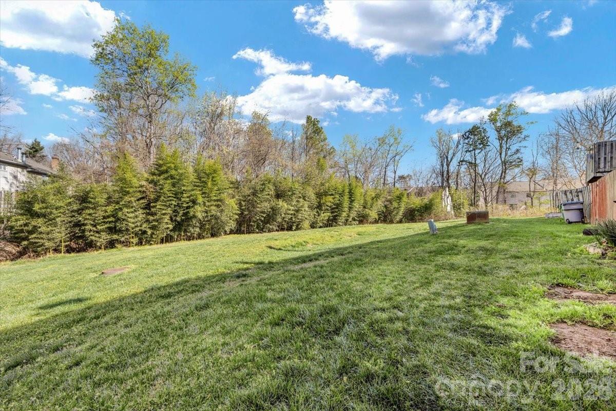 1301 Maple Shade Lane Charlotte NC 28270