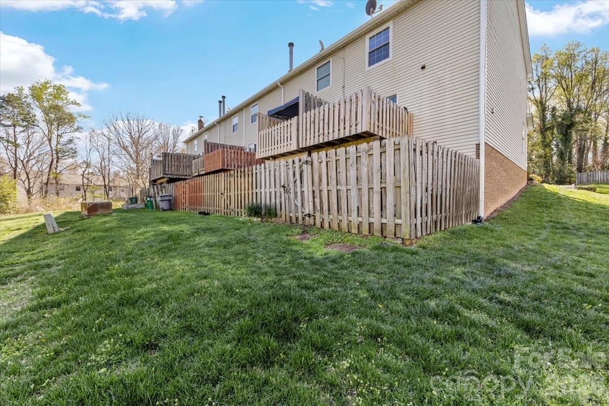 1301 Maple Shade Lane Charlotte NC 28270