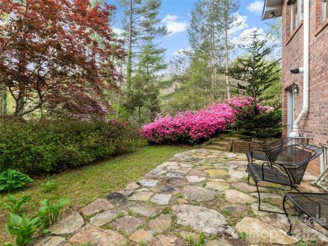 37 Hamilton Drive Hendersonville NC 28739