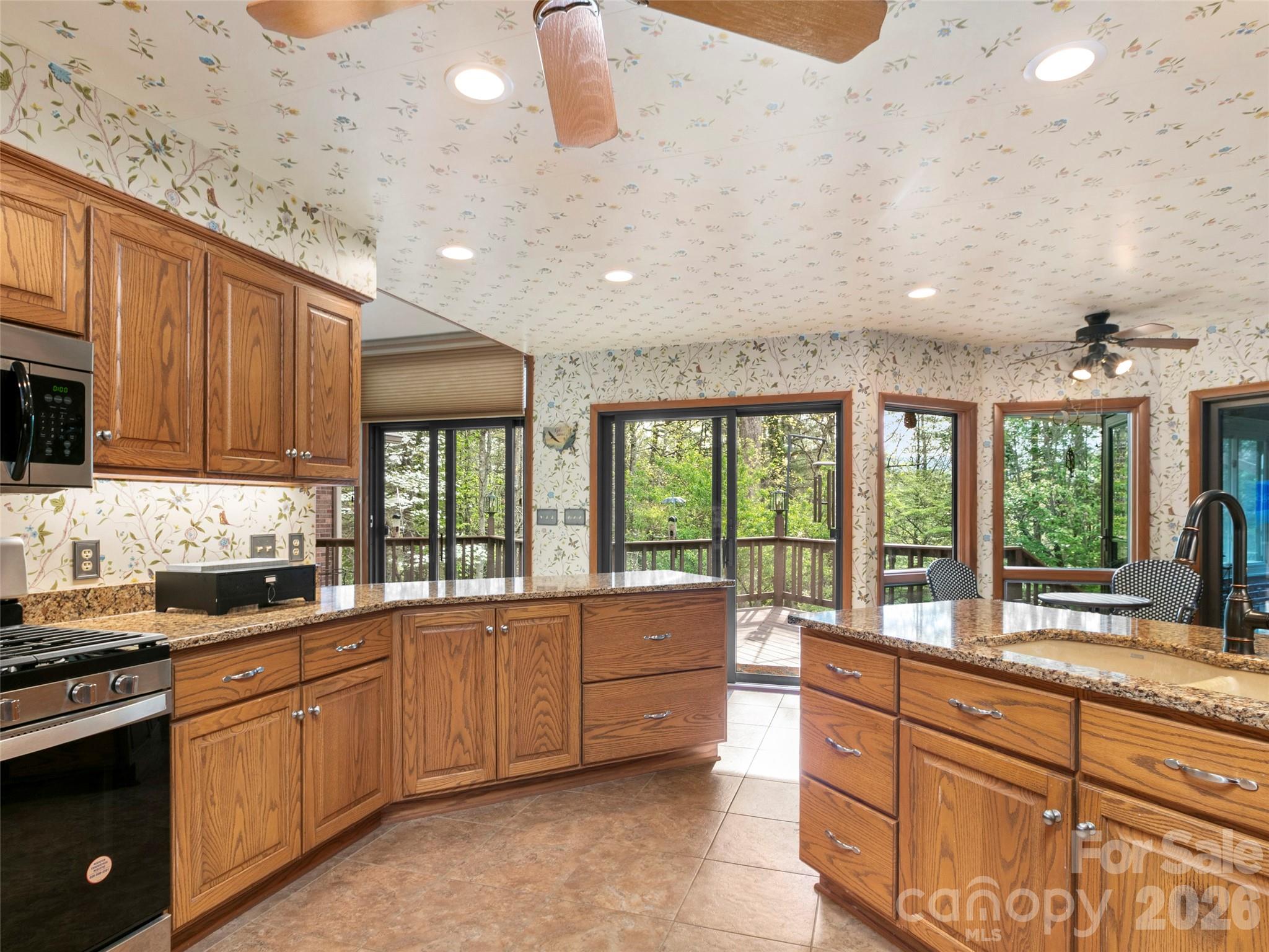 37 Hamilton Drive Hendersonville NC 28739