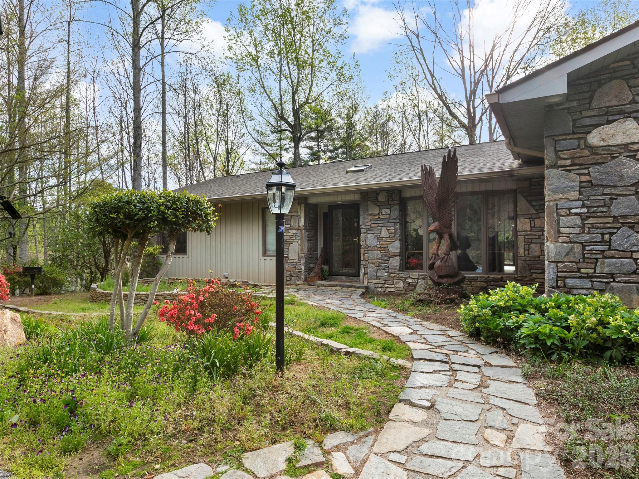 37 Hamilton Drive Hendersonville NC 28739