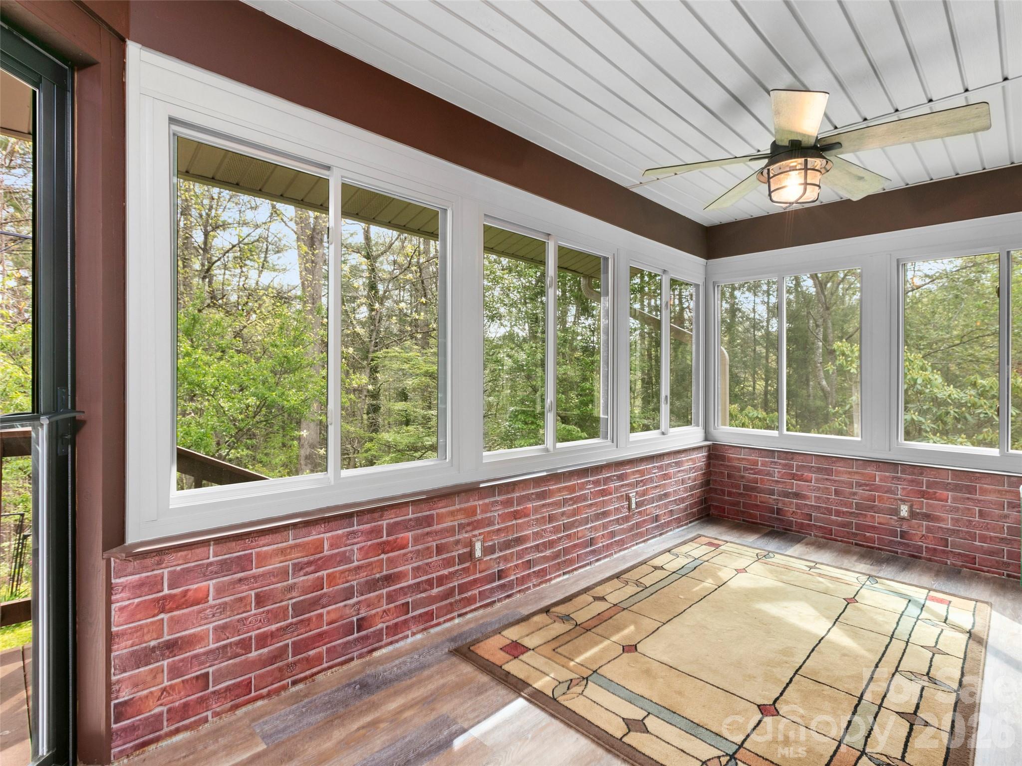 37 Hamilton Drive Hendersonville NC 28739