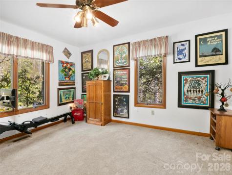 37 Hamilton Drive Hendersonville NC 28739