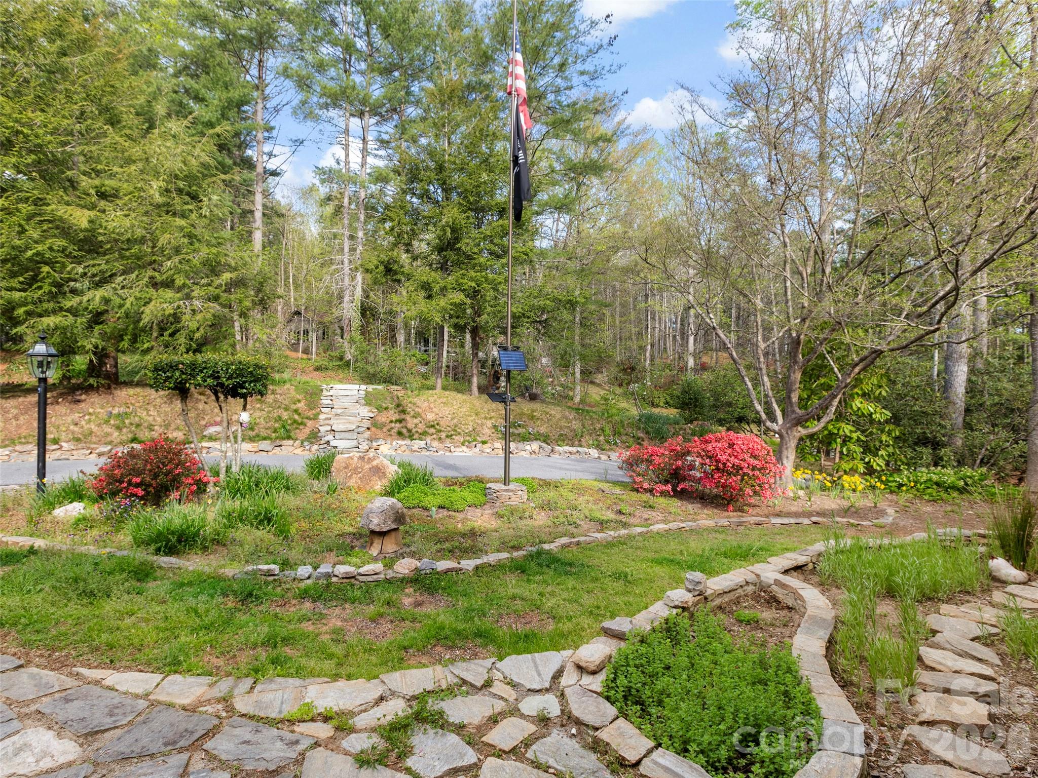 37 Hamilton Drive Hendersonville NC 28739