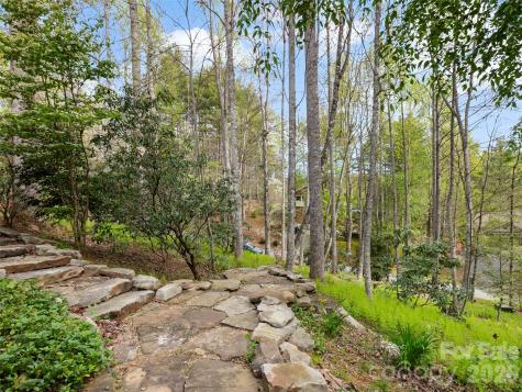 37 Hamilton Drive Hendersonville NC 28739