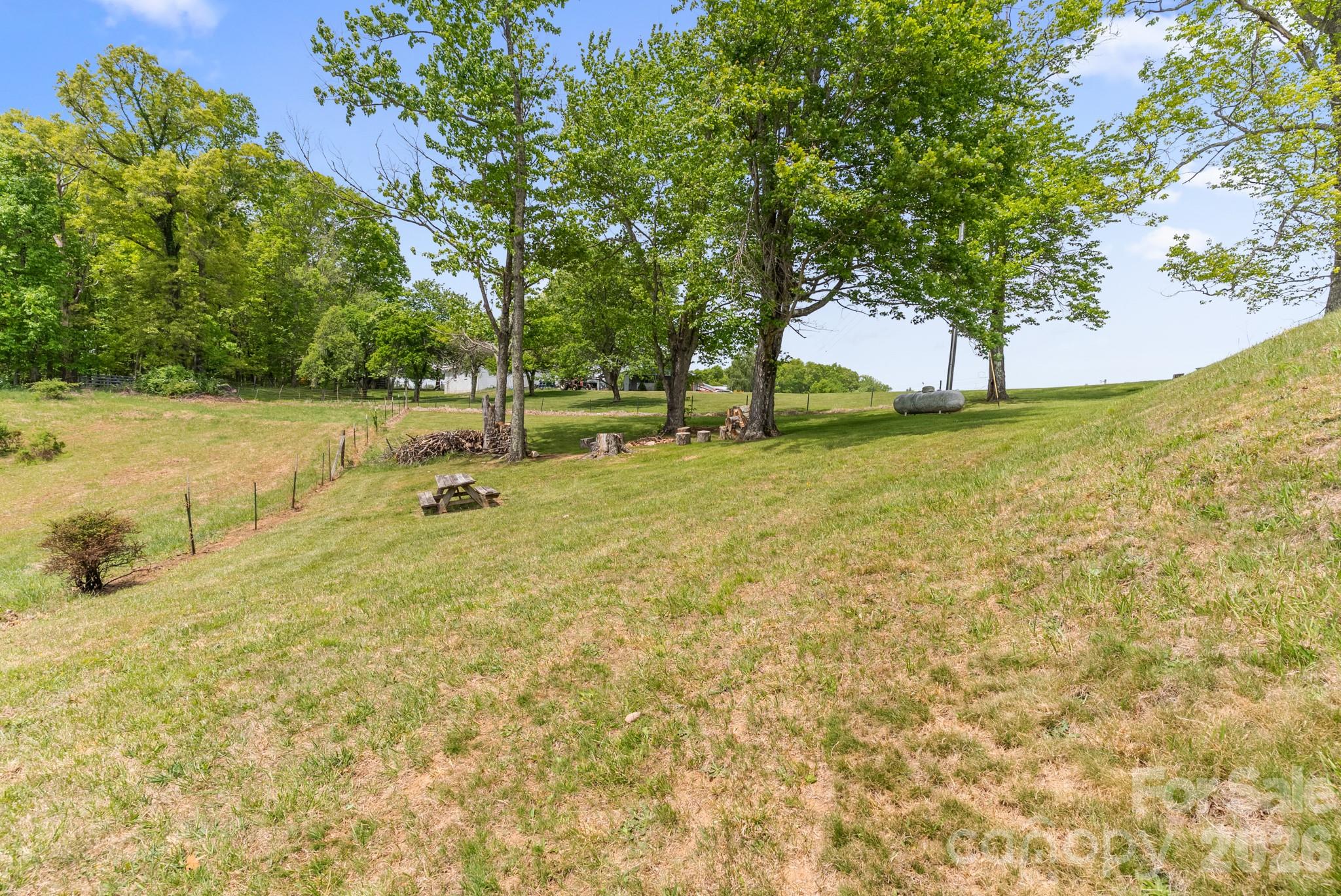 4532 Nc Hwy 18 N Sparta NC 28675