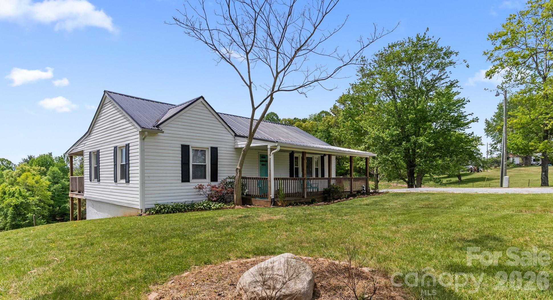 4532 Nc Hwy 18 N Sparta NC 28675