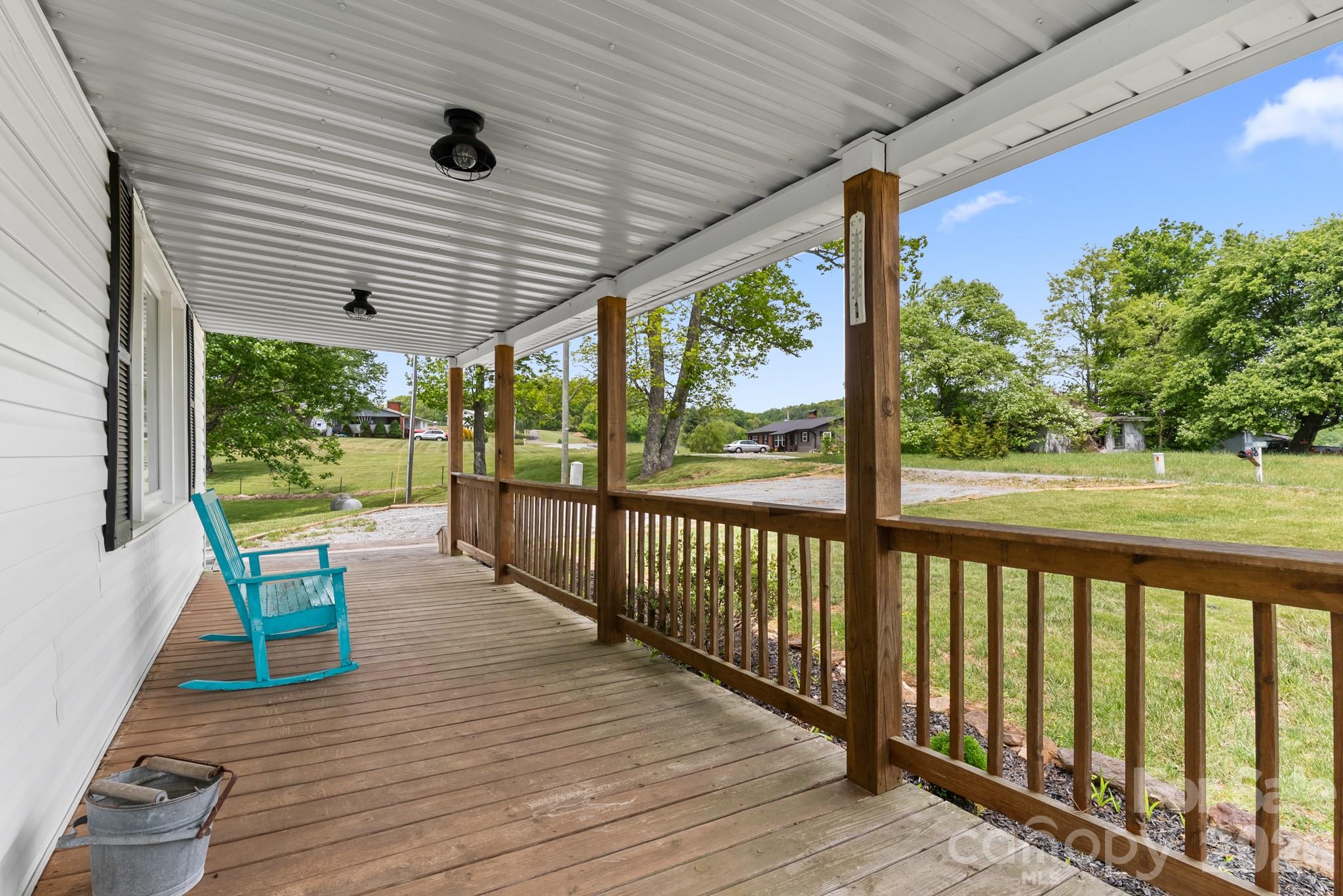 4532 Nc Hwy 18 N Sparta NC 28675