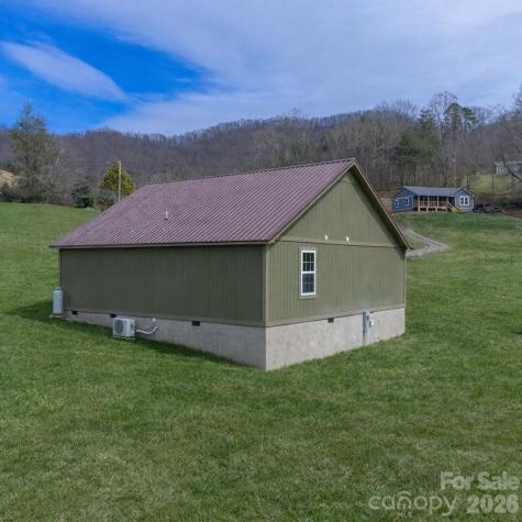 3240 Old Henson Cove Road Canton NC 28716
