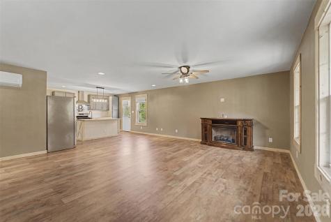 3240 Old Henson Cove Road Canton NC 28716