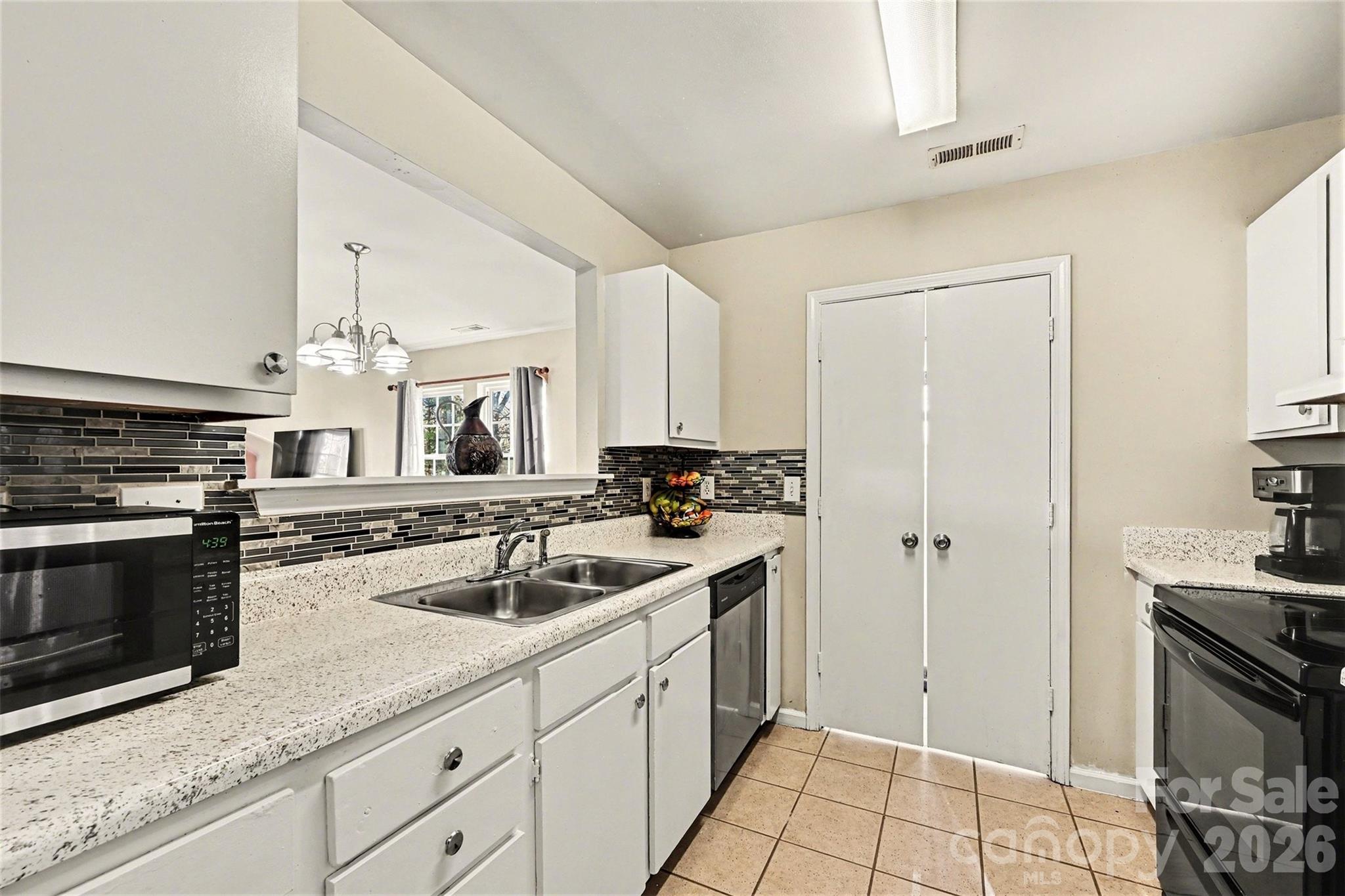 432 Coxe Avenue Charlotte NC 28208
