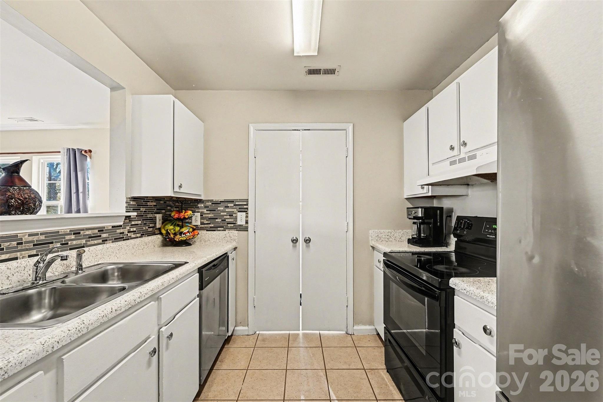 432 Coxe Avenue Charlotte NC 28208