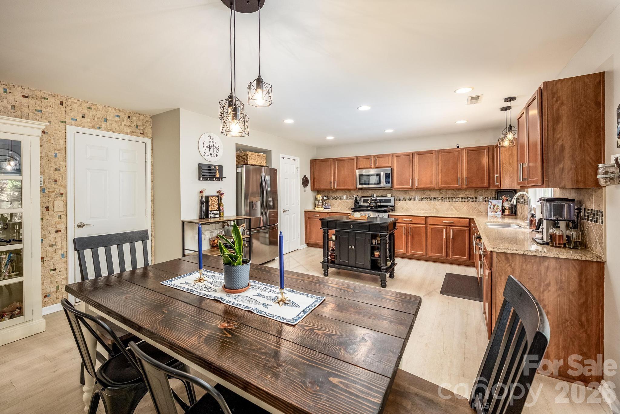 2911 Glazer Valley Court Charlotte NC 28214