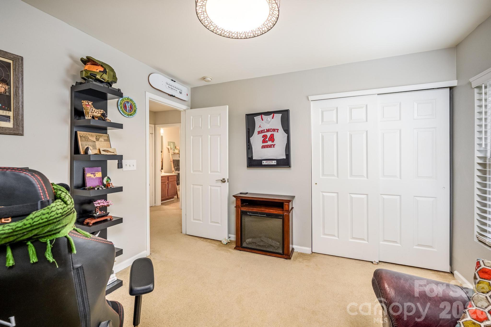 2911 Glazer Valley Court Charlotte NC 28214