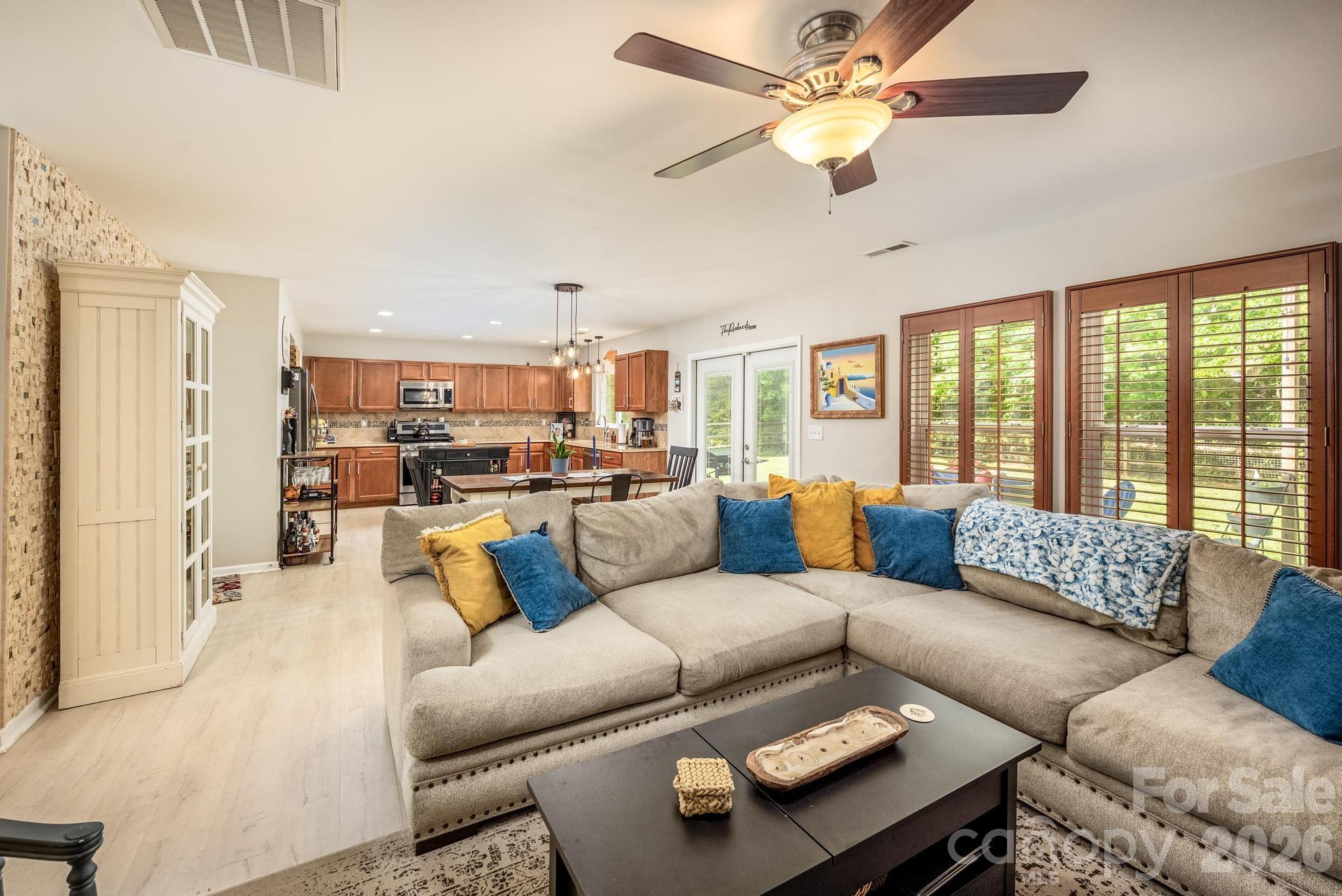2911 Glazer Valley Court Charlotte NC 28214