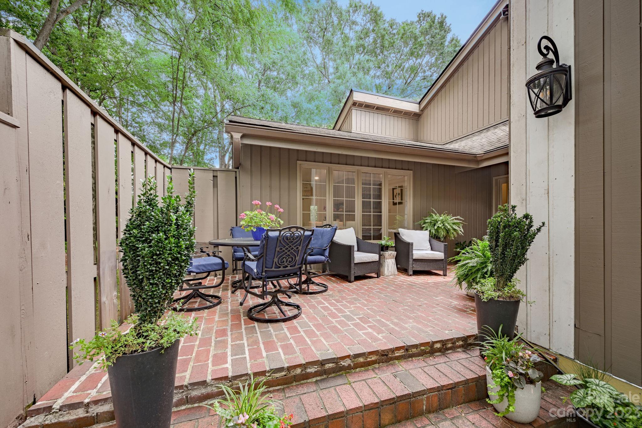 5314 Wingedfoot Road Charlotte NC 28226