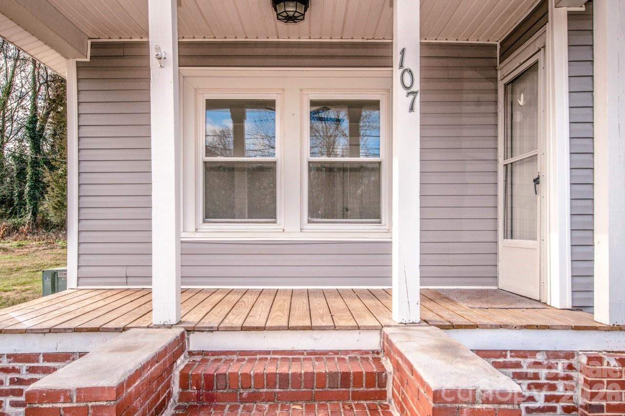 107 Rose Street Mount Holly NC 28120