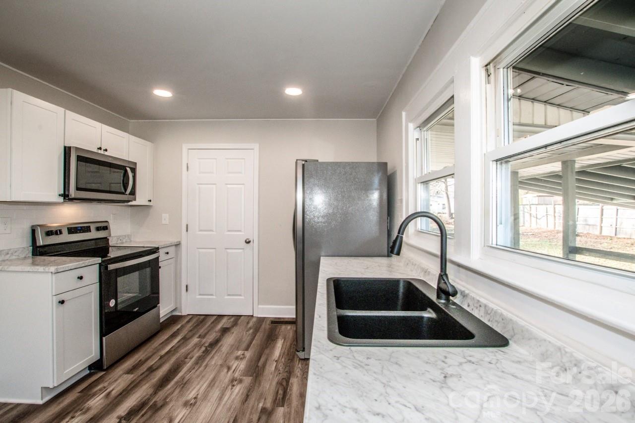 107 Rose Street Mount Holly NC 28120
