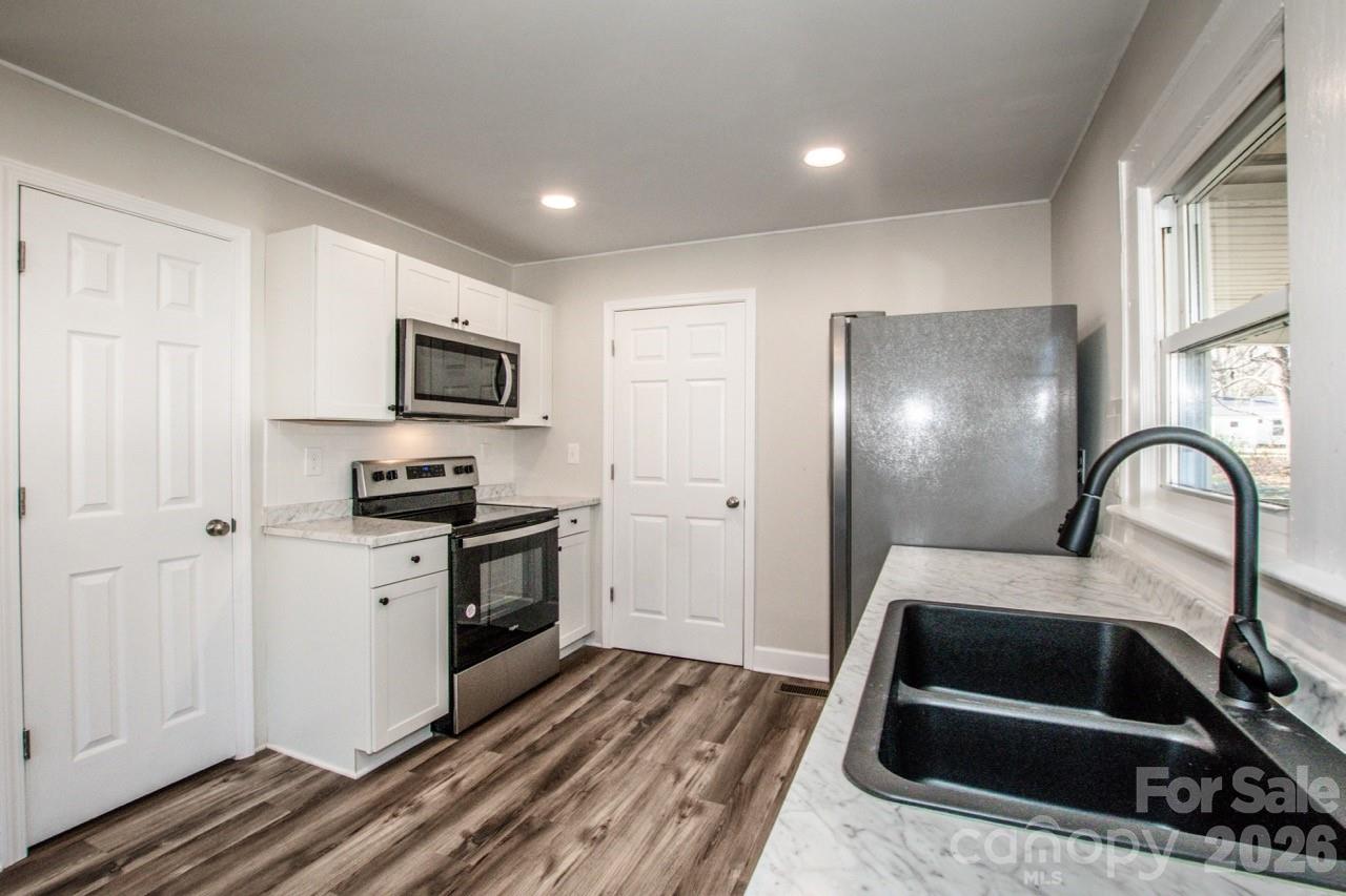 107 Rose Street Mount Holly NC 28120