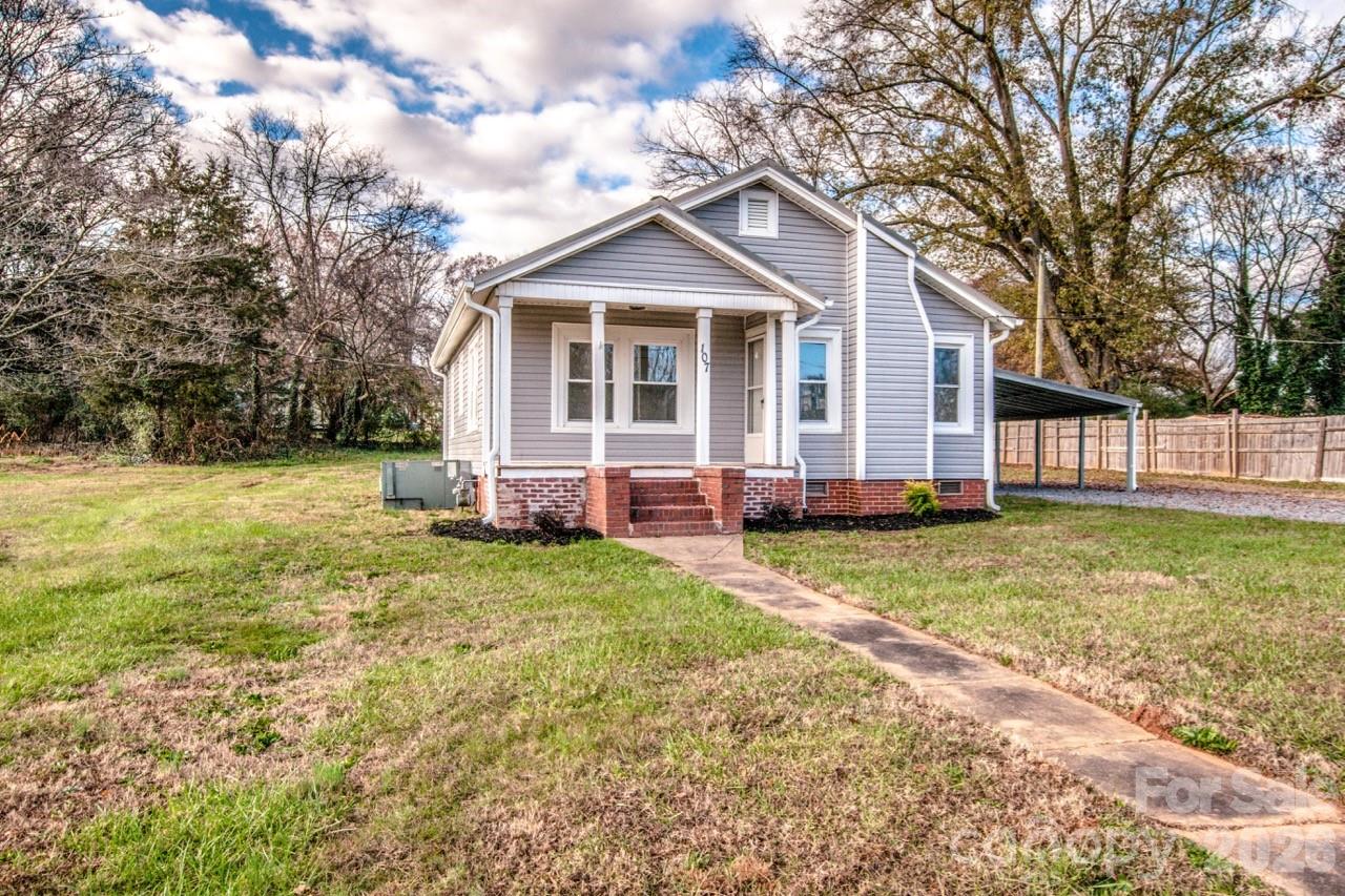 107 Rose Street Mount Holly NC 28120