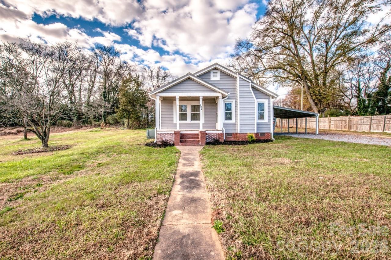 107 Rose Street Mount Holly NC 28120