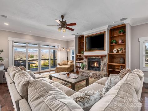 115 Meadowbrook Acres Candler NC 28715