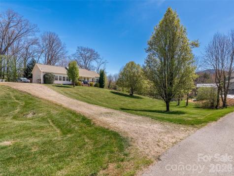 12 Jackson Cove Road Leicester NC 28748