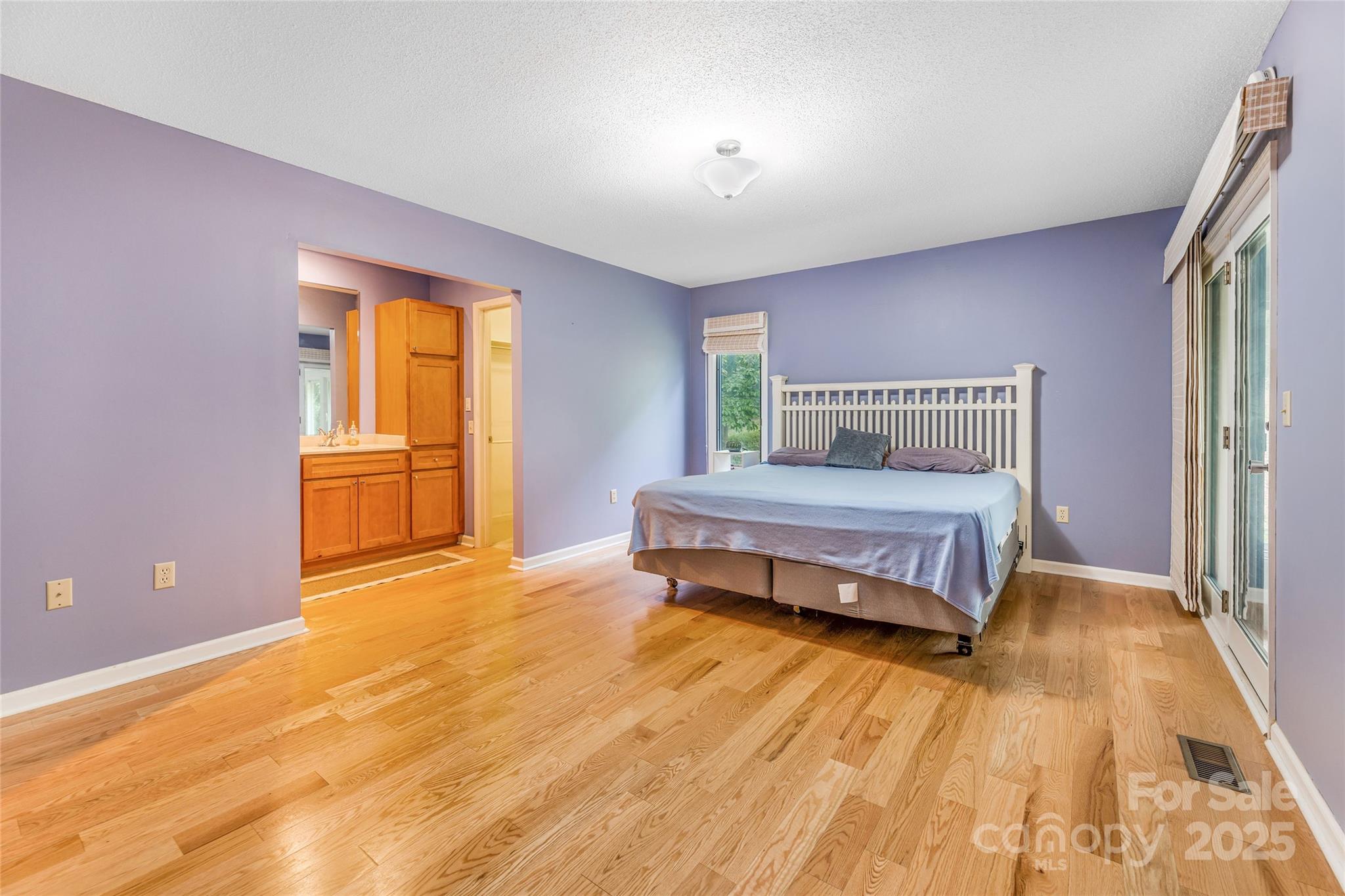 30 Robin Lane Asheville NC 28806