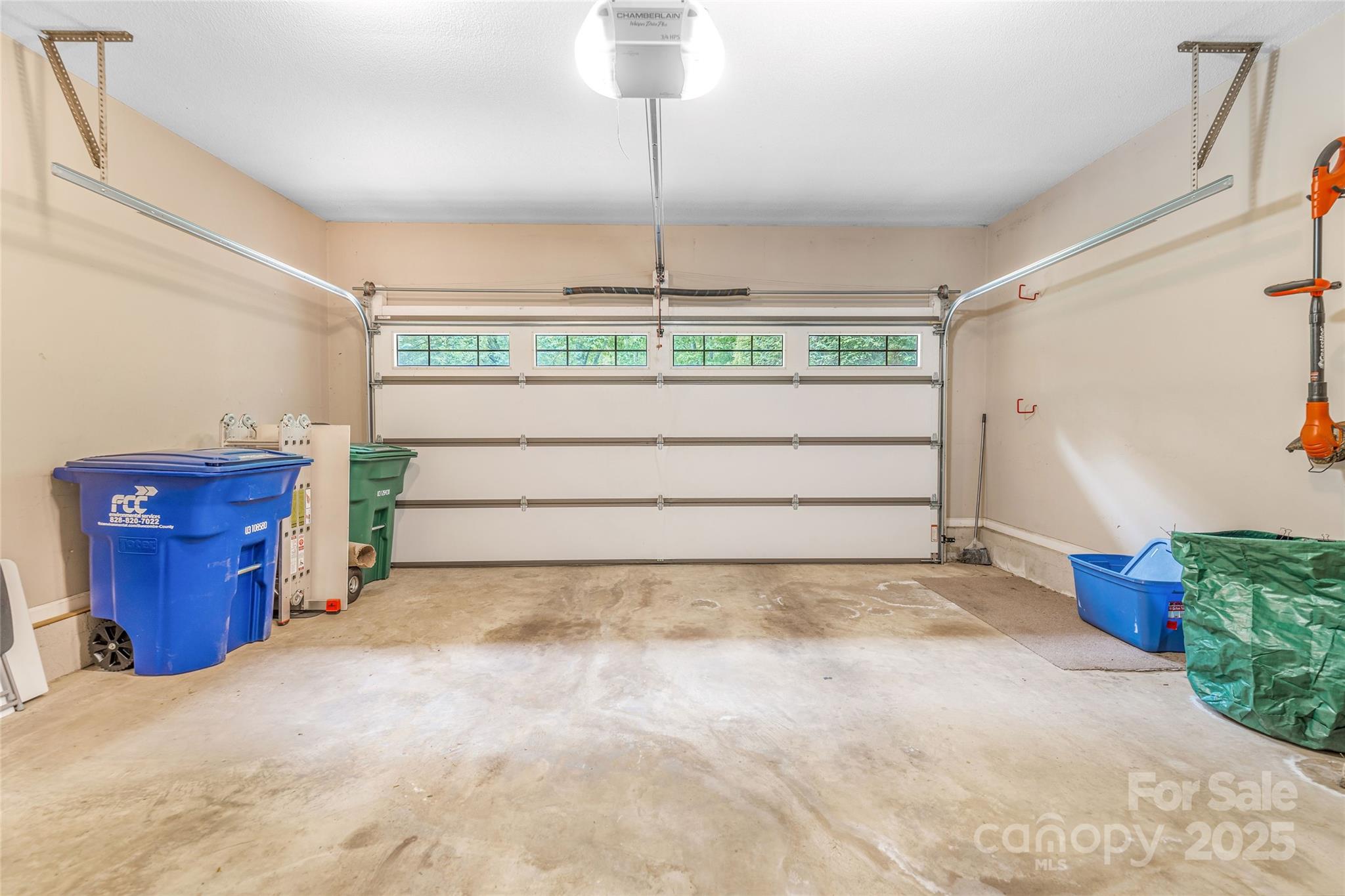 30 Robin Lane Asheville NC 28806