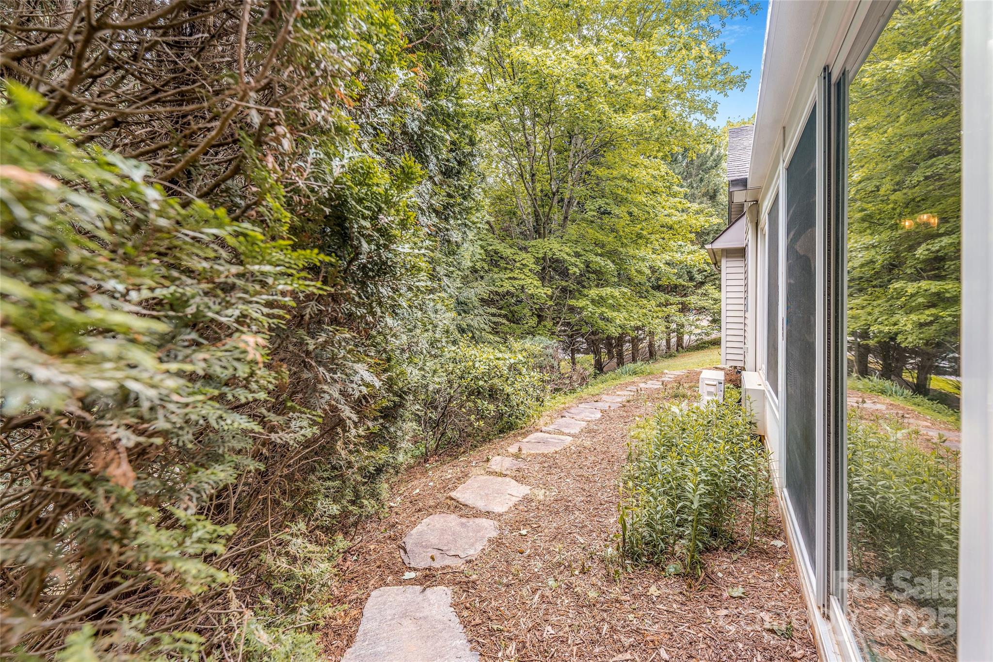30 Robin Lane Asheville NC 28806