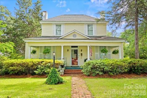 110 Huger Street Cheraw SC 29520