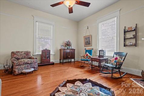 110 Huger Street Cheraw SC 29520