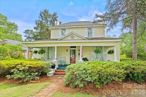110 Huger Street Cheraw SC 29520