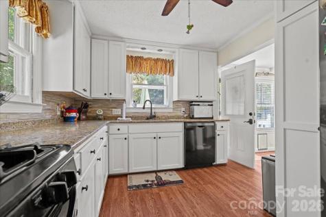 110 Huger Street Cheraw SC 29520