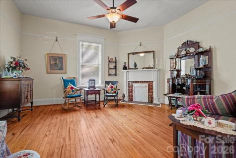 110 Huger Street Cheraw SC 29520