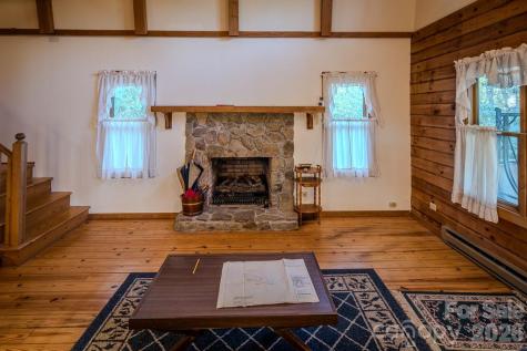 86 Hickory Lane Newland NC 28657