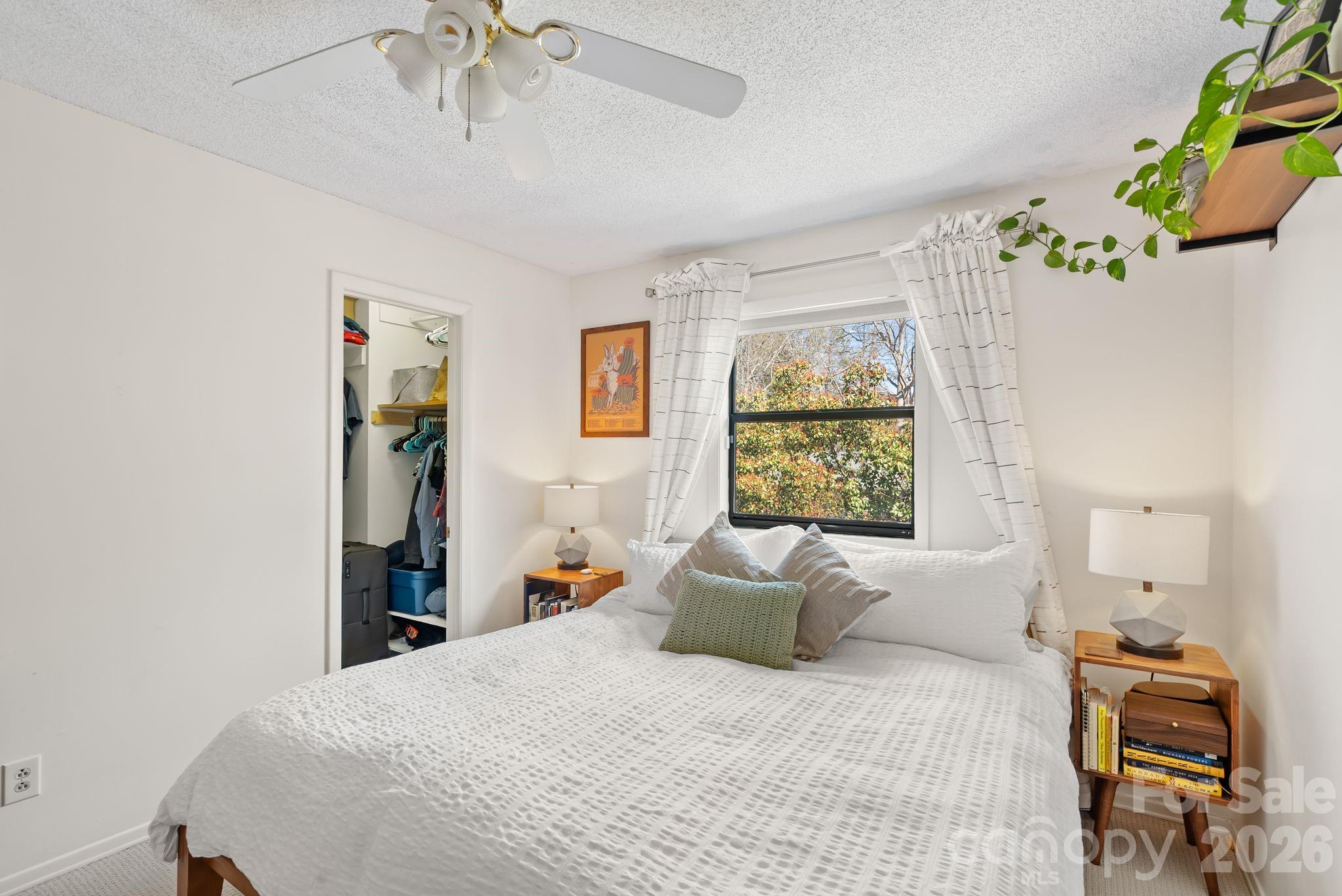 16 Spears Avenue Asheville NC 28801