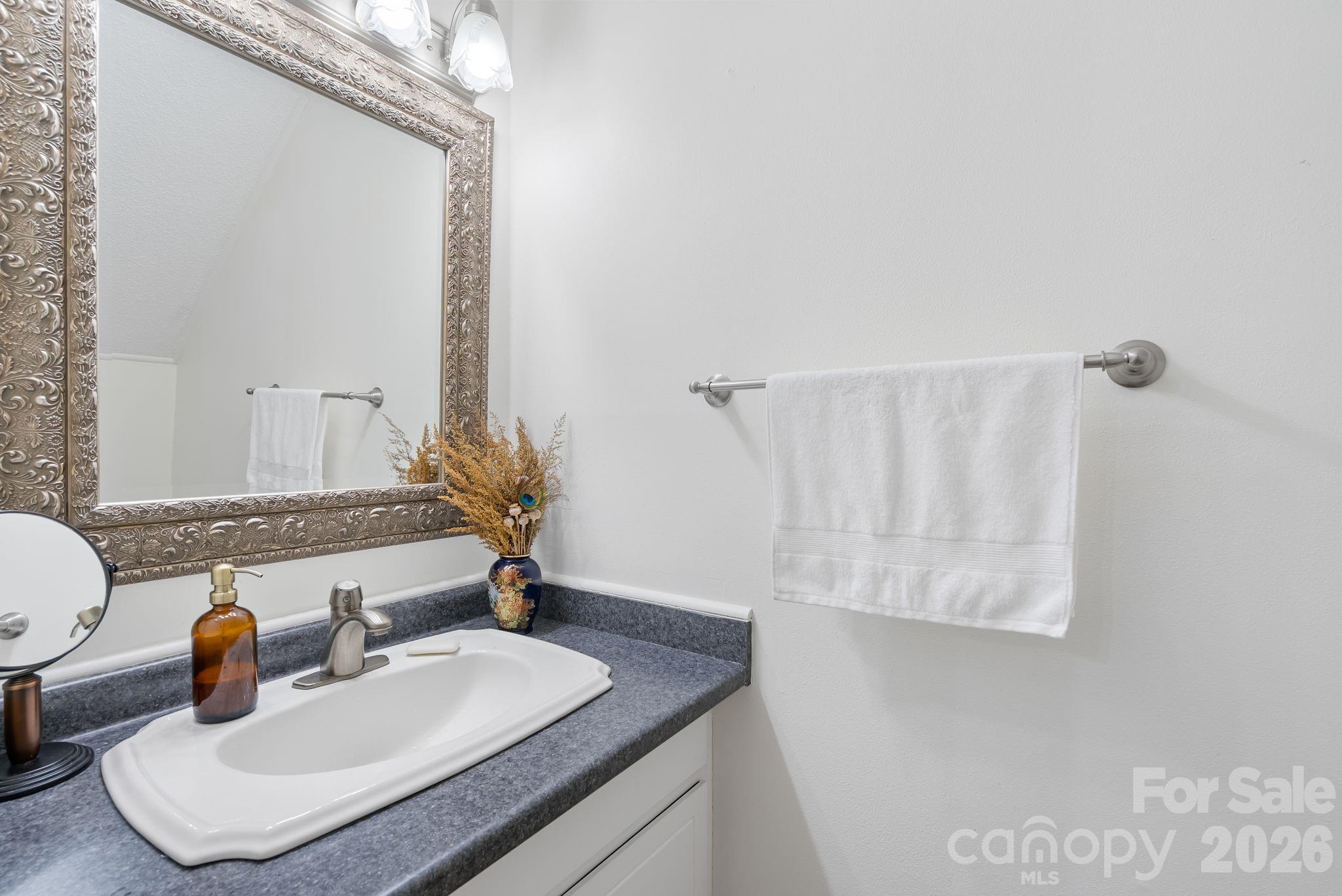 16 Spears Avenue Asheville NC 28801