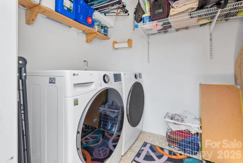 16 Spears Avenue Asheville NC 28801