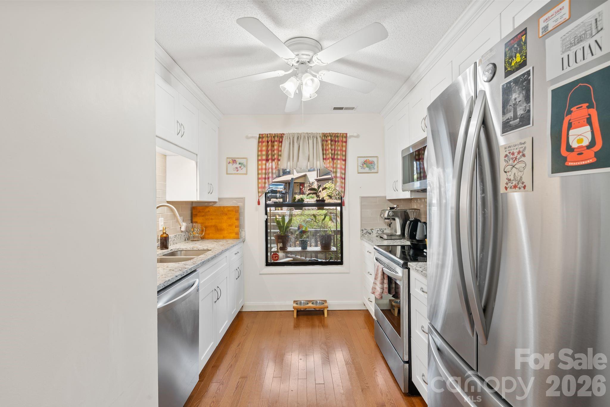 16 Spears Avenue Asheville NC 28801