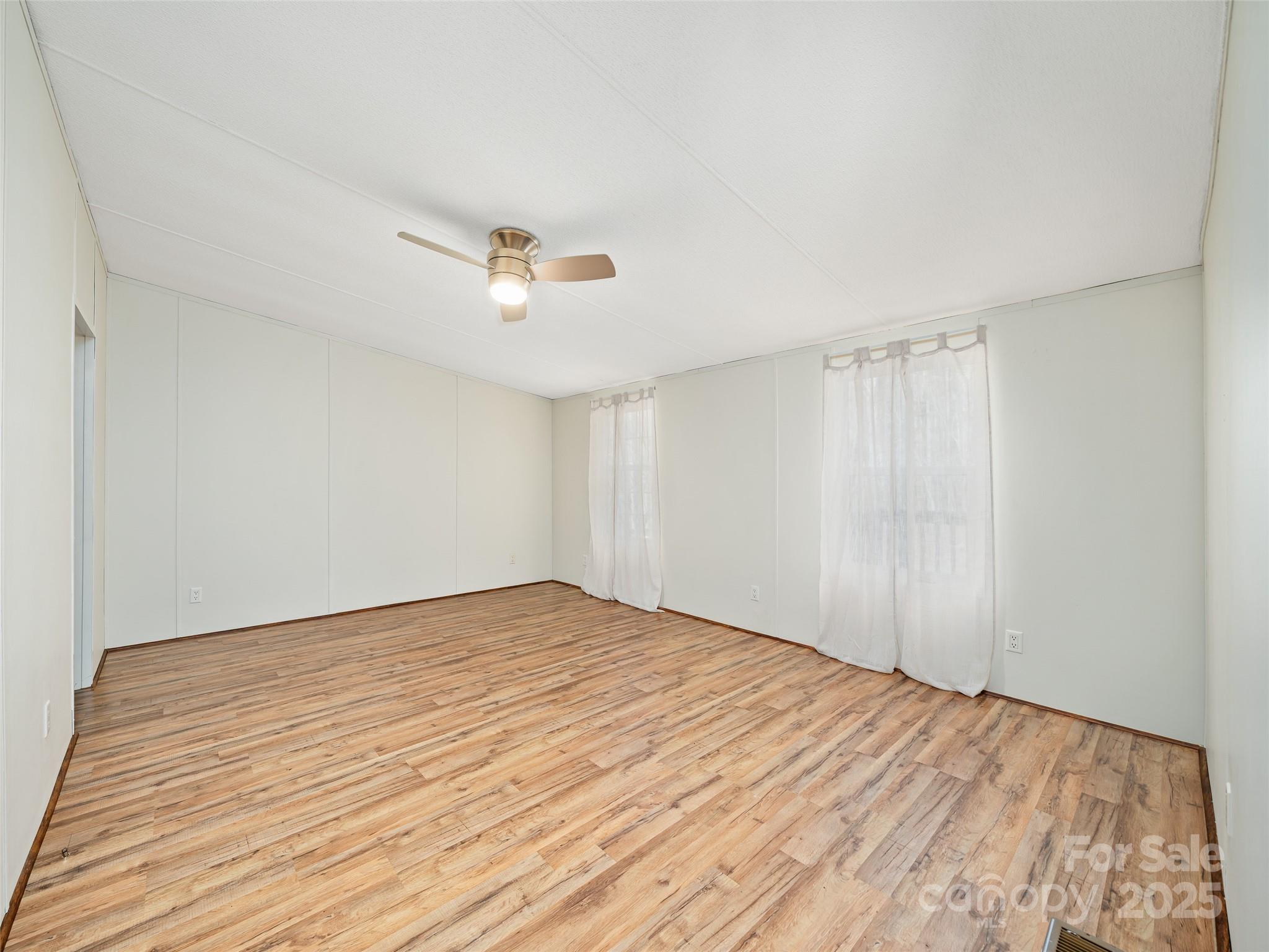 105 Satinwood Drive Burnsville NC 28714