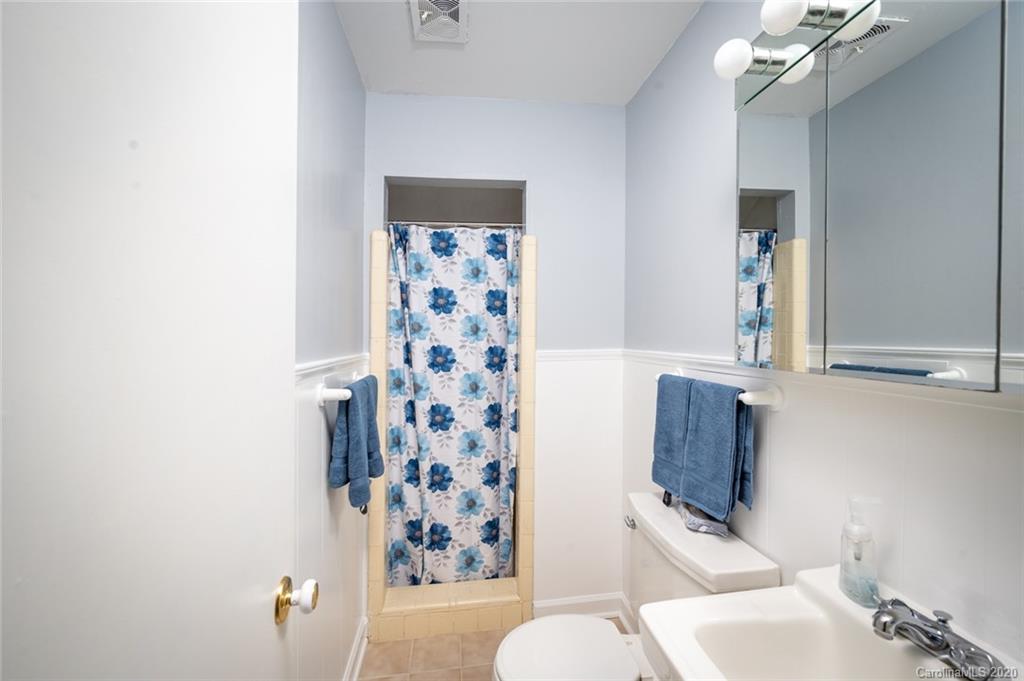 3901 Sussex Avenue Charlotte NC 28210