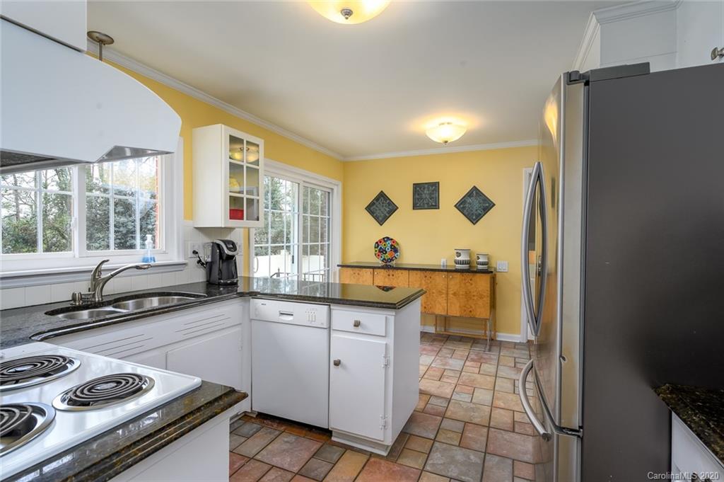 3901 Sussex Avenue Charlotte NC 28210