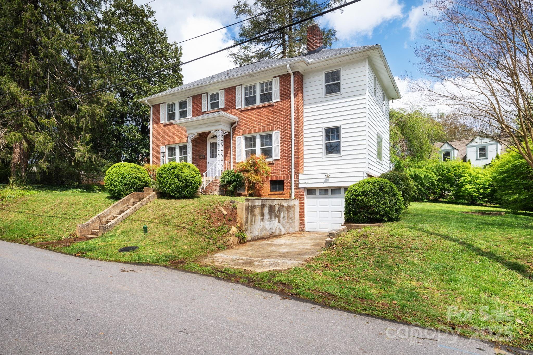 10 Westchester Drive Asheville NC 28803