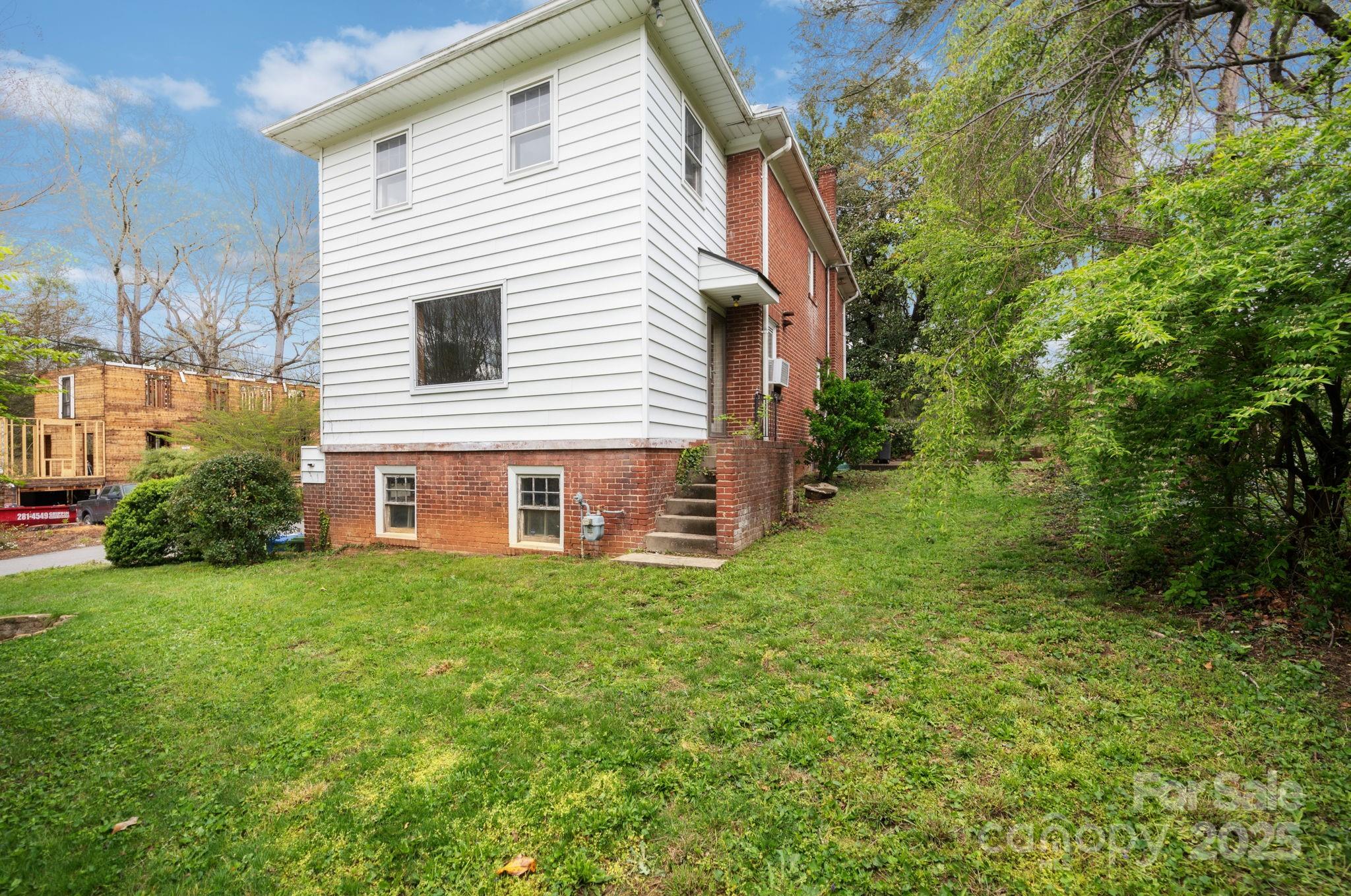 10 Westchester Drive Asheville NC 28803